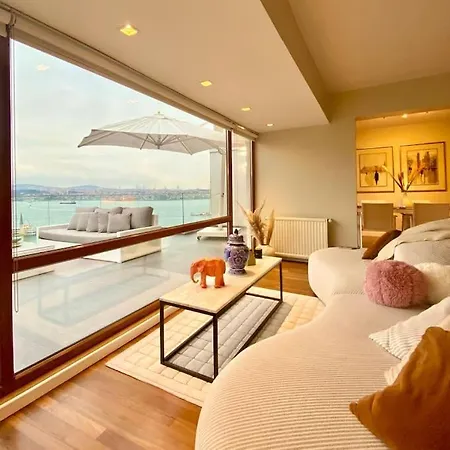 Seaview Grand - Unique Apartment