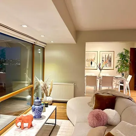 Seaview Grand - Unique Apartment