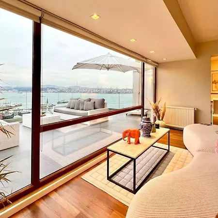 Seaview Grand - Unique Appartement Istanboel